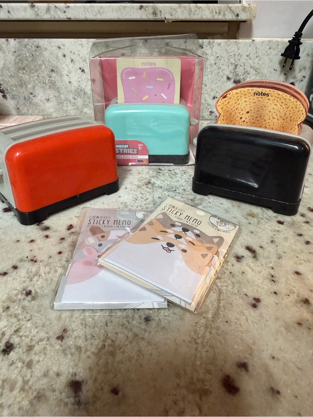 Notes Toaster Sticky Note Dispenser - red, black and mint plus 2 loose packs